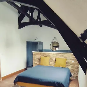  Séjour chez l'habitant La Grange De L'épine France